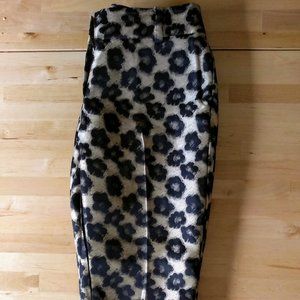 Ann Taylor Black and Gold Signature Dress Pant 0P